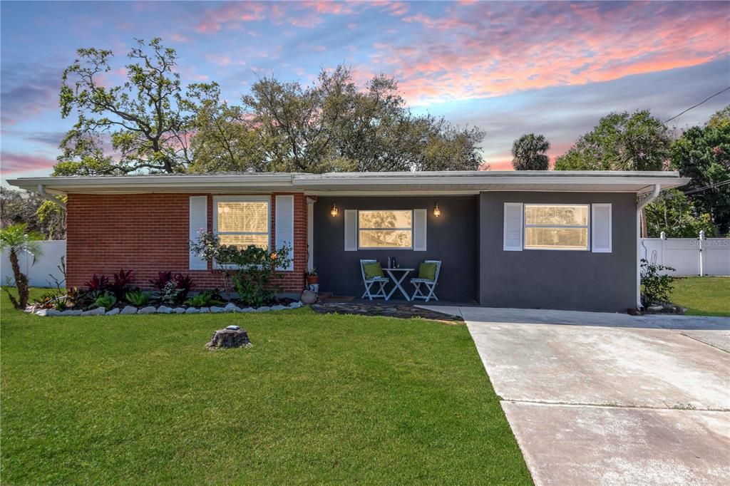 27 PARK AVENUE, Tarpon Springs, FL 34689