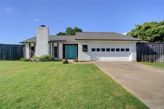 7216 Langley Court, The Colony, TX 75056