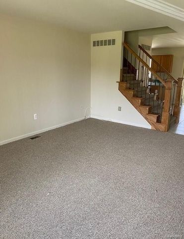 2979 Lovington Dr., Troy, MI 48083