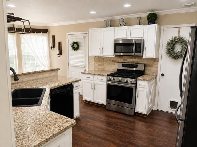 1902 La Salle Street, Friendswood, TX 77546