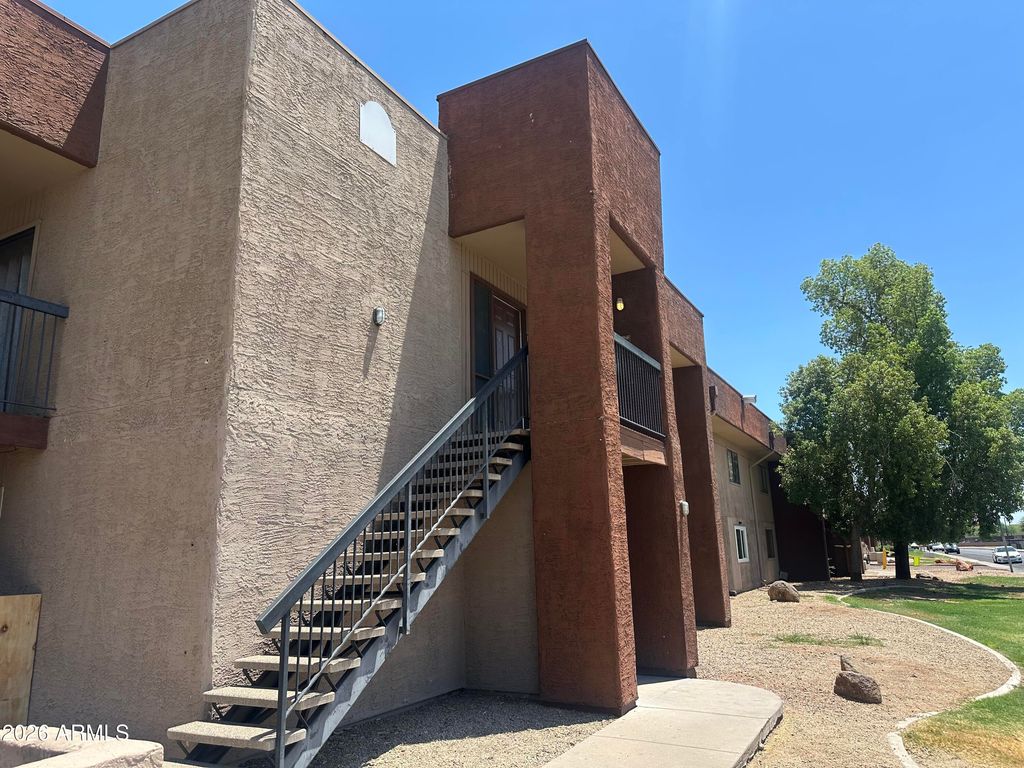 3810 N MARYVALE Parkway 2055, Phoenix, AZ 85031 — photo 3