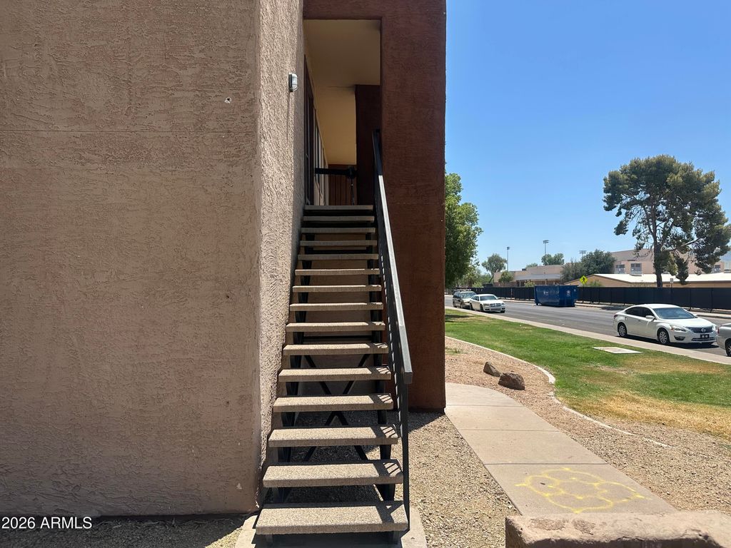 3810 N MARYVALE Parkway 2055, Phoenix, AZ 85031 — photo 5