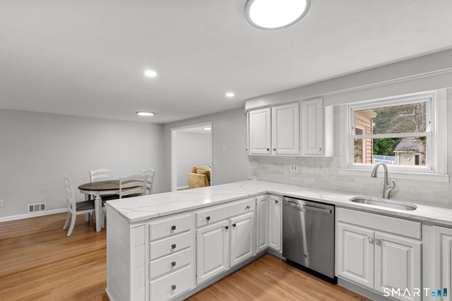173 Timber Trail, Wethersfield, CT 06109