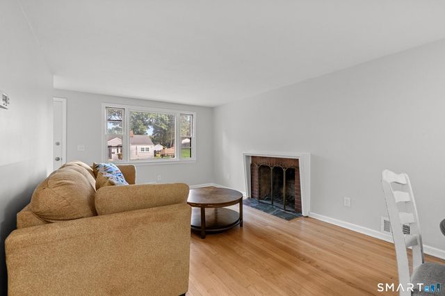 173 Timber Trail, Wethersfield, CT 06109