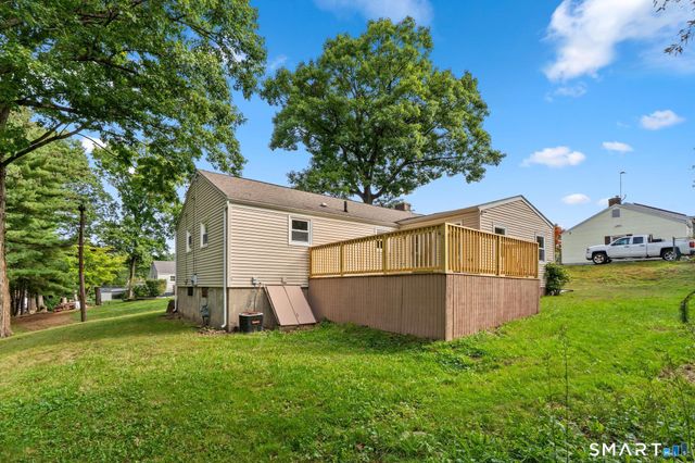 173 Timber Trail, Wethersfield, CT 06109