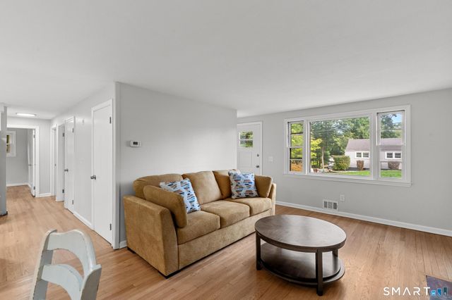 173 Timber Trail, Wethersfield, CT 06109