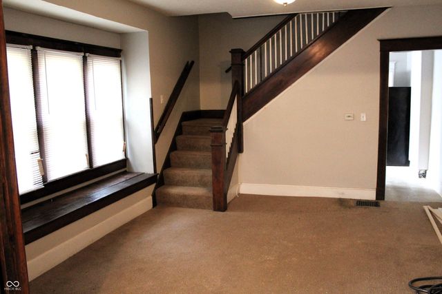 1214 N Oakland Avenue, Indianapolis, IN 46201