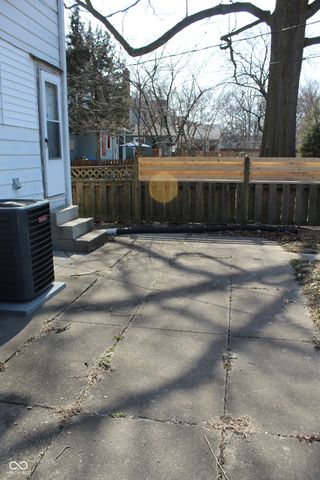 1214 N Oakland Avenue, Indianapolis, IN 46201