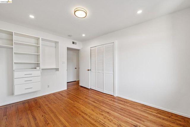1410 Lakeshore Ave 6, Oakland, CA 94606
