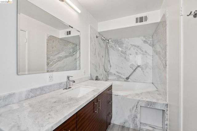 1410 Lakeshore Ave 6, Oakland, CA 94606