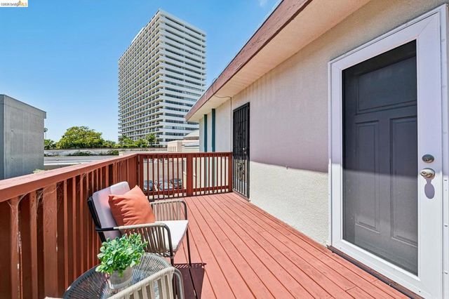 1410 Lakeshore Ave 6, Oakland, CA 94606