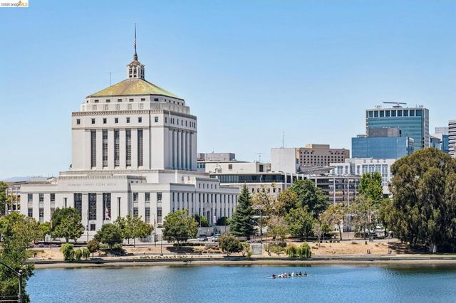 1410 Lakeshore Ave 6, Oakland, CA 94606