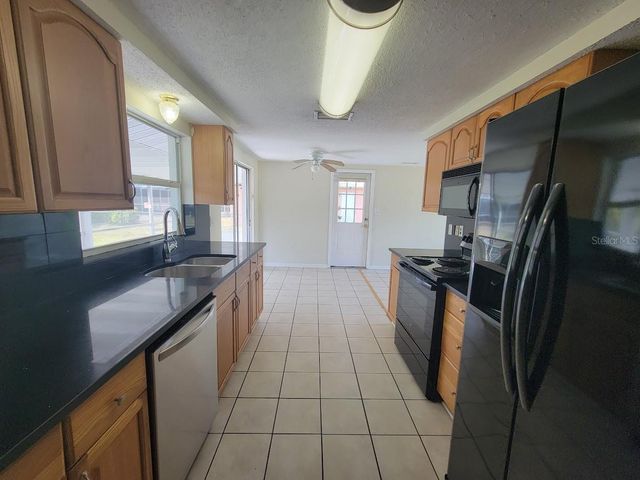 22353 BUFFALO AVENUE, Port Charlotte, FL 33952