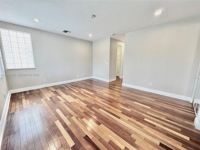 504 SW 4th Ave, Fort Lauderdale, FL 33315