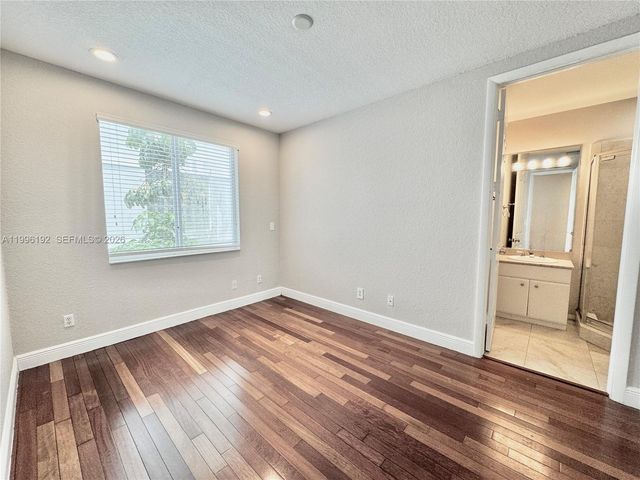 504 SW 4th Ave, Fort Lauderdale, FL 33315