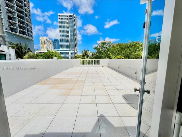504 SW 4th Ave, Fort Lauderdale, FL 33315