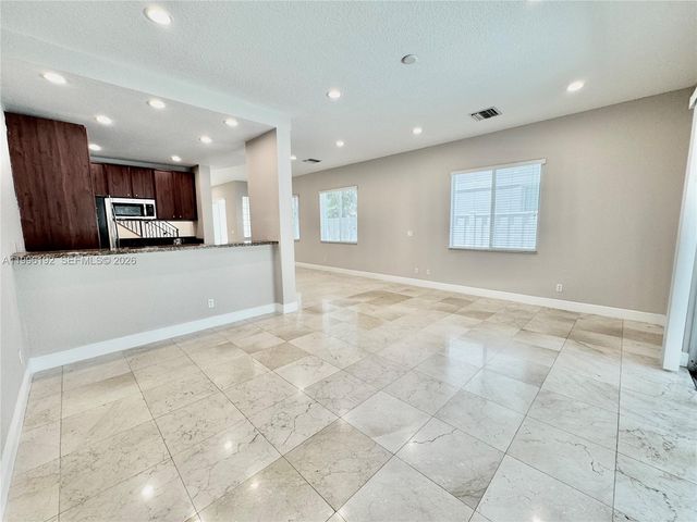 504 SW 4th Ave, Fort Lauderdale, FL 33315