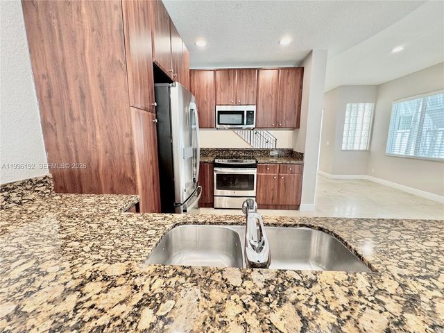 504 SW 4th Ave, Fort Lauderdale, FL 33315