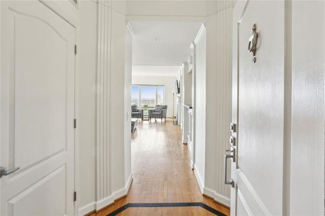 3475 Oak Valley NE Road 2060, Atlanta, GA 30326