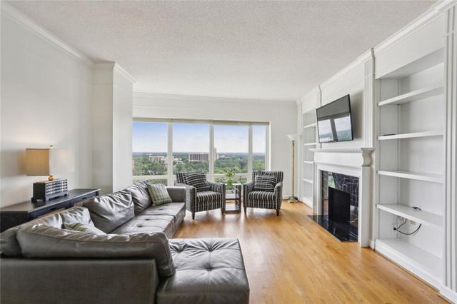 3475 Oak Valley NE Road 2060, Atlanta, GA 30326