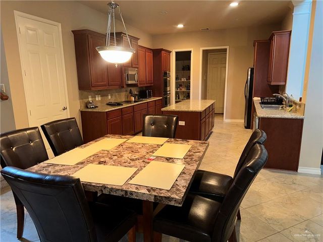 2802 Santa Erica, Mission, TX 78572