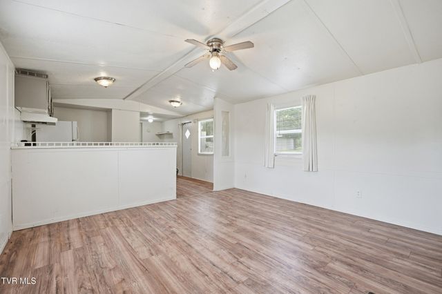 184 Harmony Road, Jonesborough, TN 37659