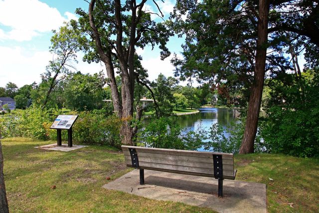 4908 Ridge Place, Edina, MN 55424