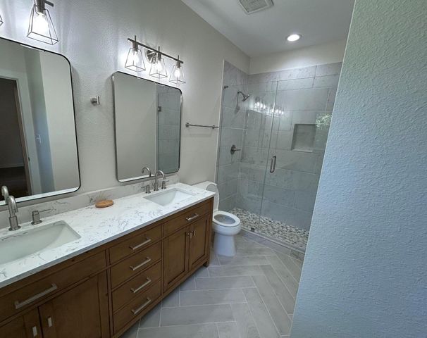 622 E Woodard Street, Denison, TX 75021