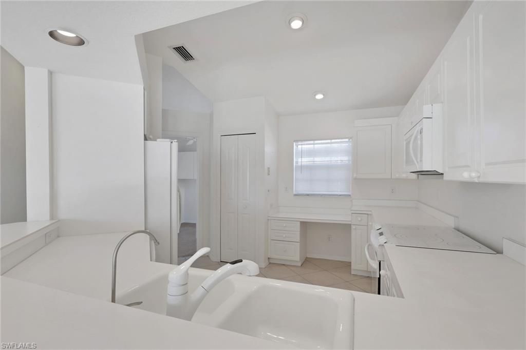 13140 Hamilton Harbour DR F10, NAPLES, FL 34110 — photo 5