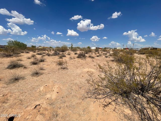 206-10 004B -- NA, Florence, AZ 85132