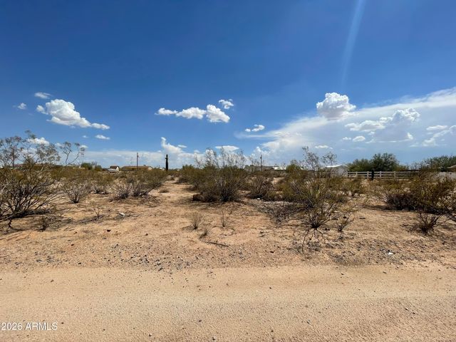 206-10 004B -- NA, Florence, AZ 85132