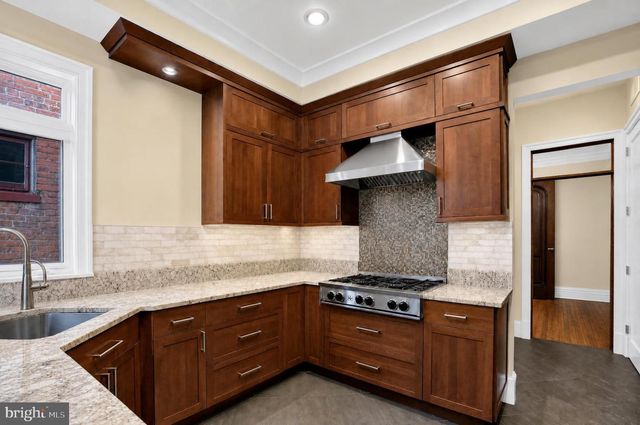 152 13TH ST SE, Washington, DC 20003