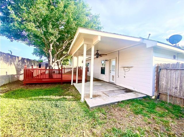 2813 Waterside Trail, Pearland, TX 77584