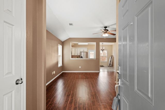 2813 Waterside Trail, Pearland, TX 77584