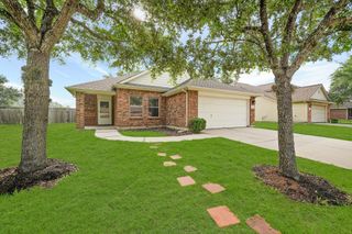2813 Waterside Trail, Pearland, TX 77584