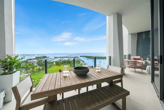 2811 S Bayshore Dr 15C, Miami, FL 33133