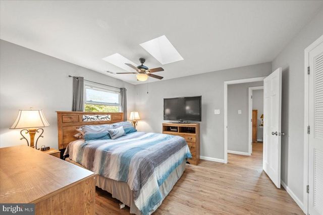 306 APACHE TRL, Browns Mills, NJ 08015