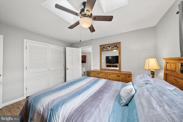 306 APACHE TRL, Browns Mills, NJ 08015