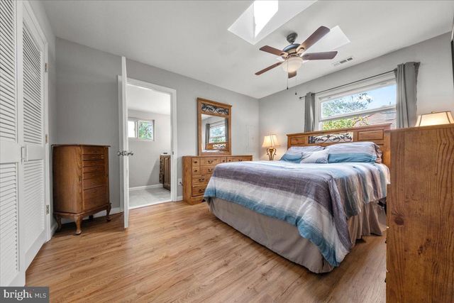 306 APACHE TRL, Browns Mills, NJ 08015