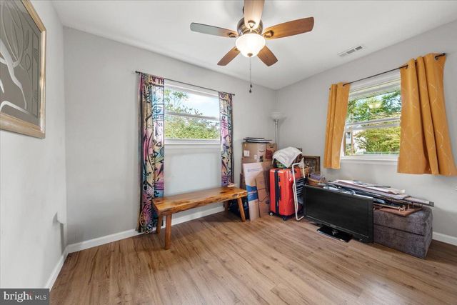 306 APACHE TRL, Browns Mills, NJ 08015