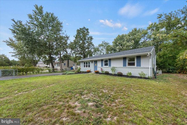 306 APACHE TRL, Browns Mills, NJ 08015