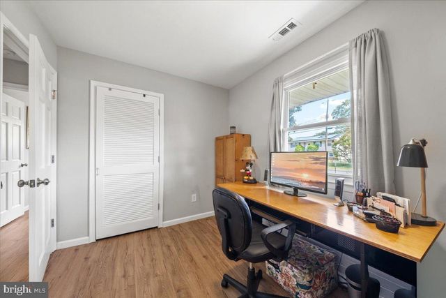 306 APACHE TRL, Browns Mills, NJ 08015