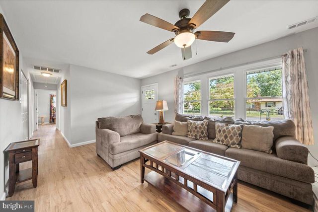 306 APACHE TRL, Browns Mills, NJ 08015
