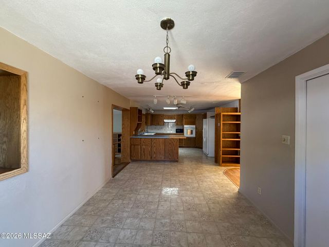 274 W Bonita Street, Benson, AZ 85602