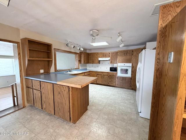 274 W Bonita Street, Benson, AZ 85602