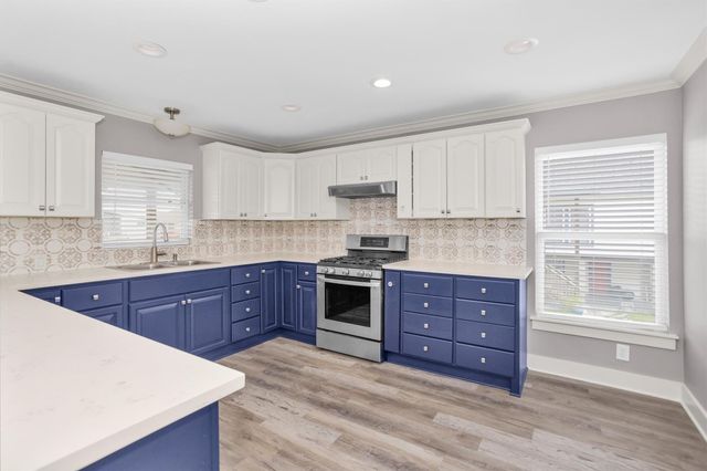 336 Ling Street, Bayou Vista, TX 77563