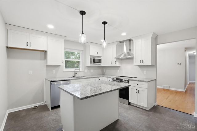 6331 Starridge Court, Green Twp, OH 45248