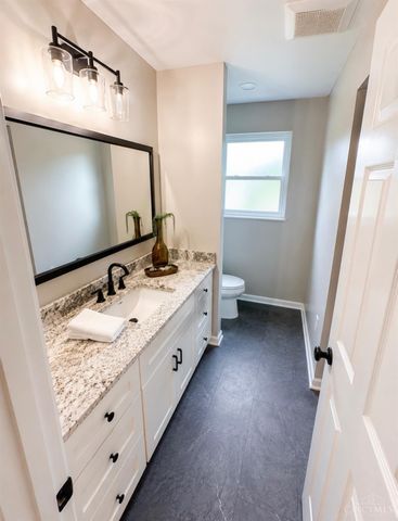 6331 Starridge Court, Green Twp, OH 45248