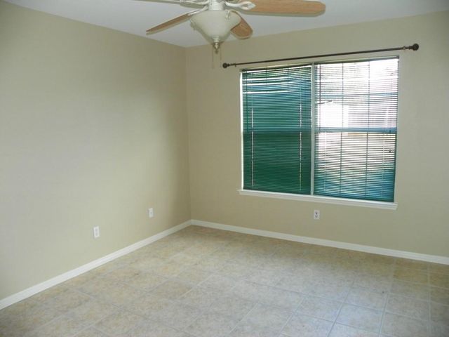 509 Texas Ave, Round Rock, TX 78664