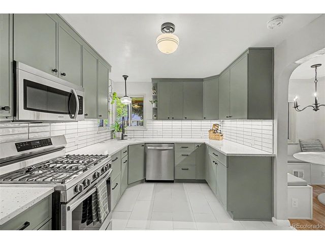 2960 S Corona St, Englewood, CO 80113